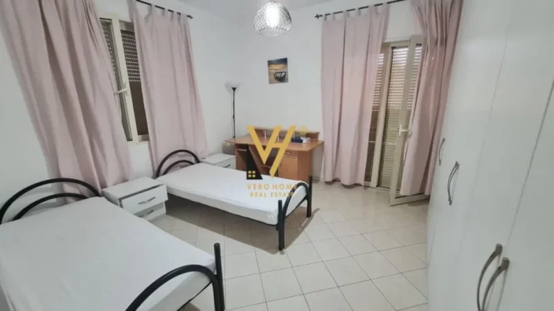 Tirane, apartament 2+1+Ballkon Kati 3, 100 m² (KOPSHTI ZOOLOGJIK)