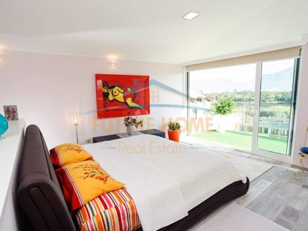 Tirane, jepet me qera apartament+verande | Penthouse 2+1 Kati 6, 203 m² 1.500 € (Liqeni i Thate)