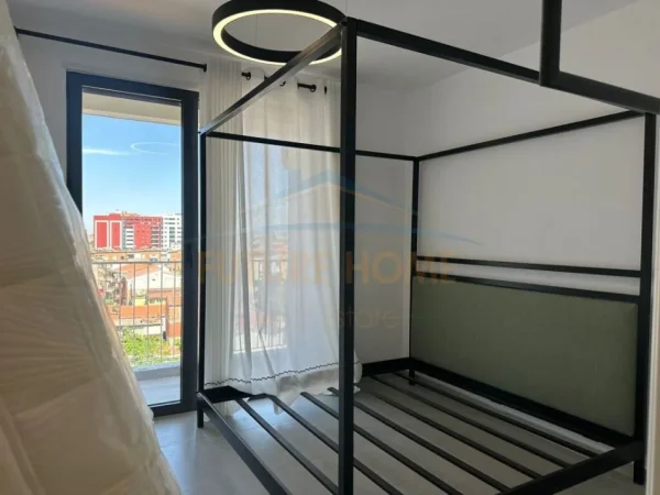Tirane, jepet me qera apartament 1+1+Ballkon Kati 6, 500 m² 500 € (ASL 2)