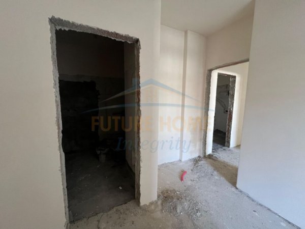 Tirane, shitet apartament 2+1 Kati 3, 108 m² 157.615 € (Kamez)