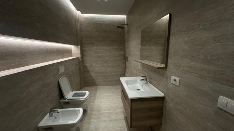 Tirane, jap me qera apartament Kati 1, 70 m² 600 € (Liqeni i Thate)