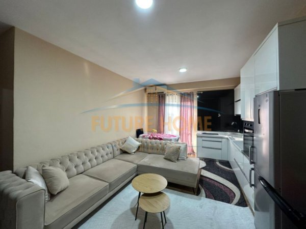 Shitet , Apartament 2+1 Rruga Kokonozi