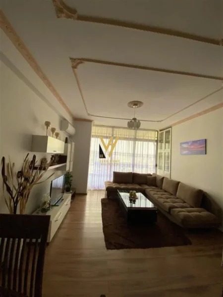Tirane, shitet apartament 2+1+Ballkon Kati 6, 78 m² 104.000 € (KAMEZ)