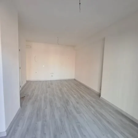 Tirane, jap me qera apartament 1+1 , Kati 2, 70 m² 400 € (Bulevardi i Ri)