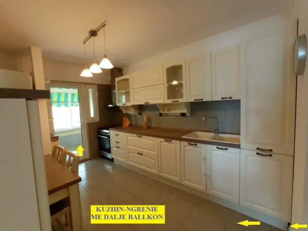 Tirane, Shitet Apartament cilësor & bollshëm, 2+1 me 2-banjo, ballkon, kati 7, fundit, pallat ri 9 kat, sip.120m, Cmim 320'000€, në rr. Sulejman Delvina, 30m nga Sheshi Willson e Stadiumi Selman Stërmasi / Dinamo