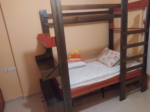 Vlore, jepet me qera apartament 2+1+Ballkon Kati 6, 87 m² 300 € (Rruga Fiqirete Musta)