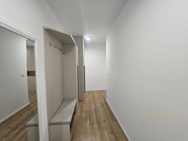 Tirane, jepet me qera apartament Kati 5, 104 m² 850 € (kodra e diellit)
