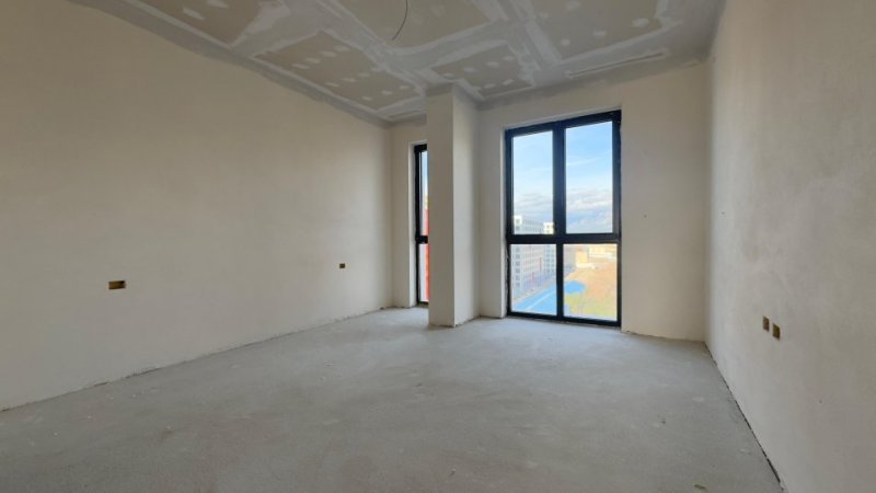 Tirane, Apartament 2+1+2 + ballkon  Kati 6, 123 m² 169.000 € (Sheshi Shqiponja)
