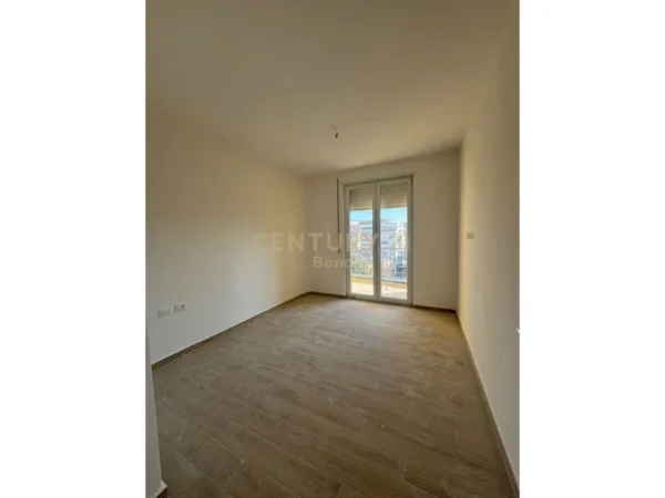 Tirane, shes apartament 1+1+Aneks+Ballkon Kati 6, 65 m² 125.000 € (ish Tregu Elektrik)