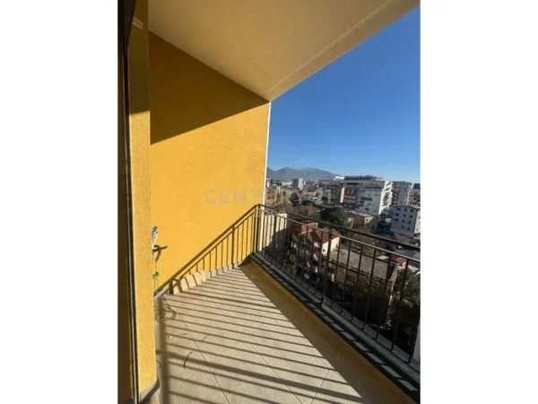 Tirane, shes apartament 1+1+Aneks+Ballkon Kati 6, 65 m² 125.000 € (ish Tregu Elektrik)