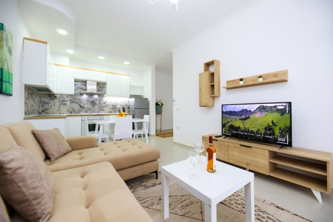 Vlore, Apartamente me qera ditore | javore | mujore