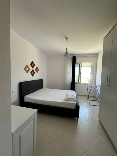 Tirane, jepet me qera apartament 1+1 Kati 8, 65 m² 550 € (Bulevardi Migjeni)