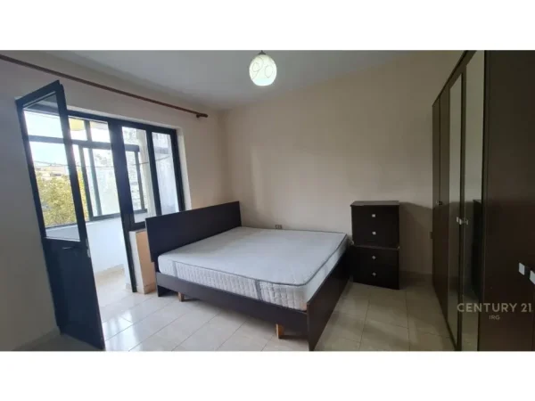 Tirane, shitet apartament 1+1 Kati 3, 56 m² 110.000 € (Brryli)