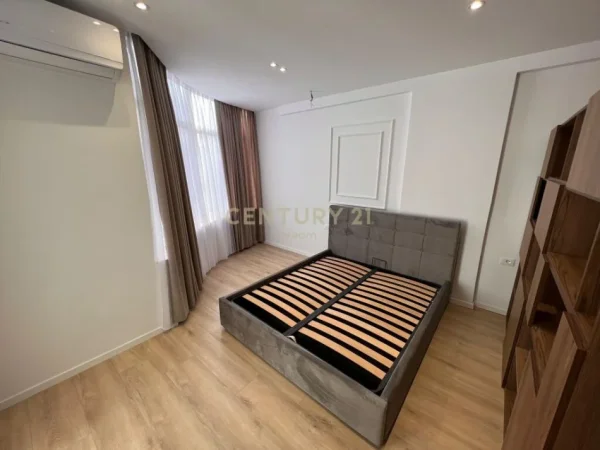 Tirane, shes apartament 2+1+Aneks+Ballkon Kati 7, 117 m² 230.000 € (Astir)