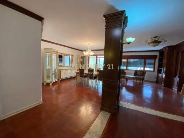 Tirane, shes apartament 2+1+Aneks+Ballkon Kati 9, 450 m² (AIR ALBANIA)