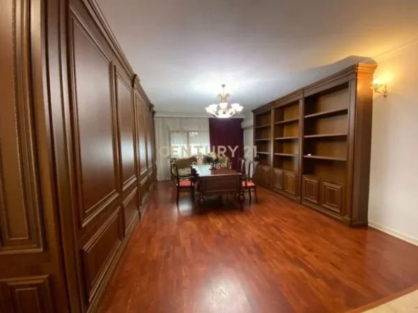 Tirane, shes apartament 2+1+Aneks+Ballkon Kati 9, 450 m² (AIR ALBANIA)