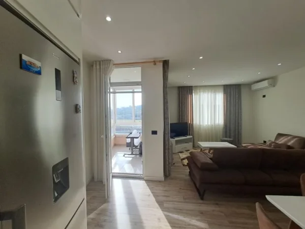 Tirane, jepet me qera apartament 1+1 , 67 m² 450 € (Astir)