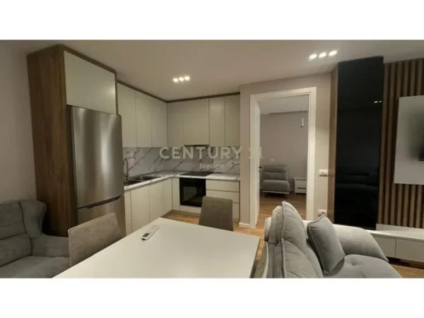 Tirane, jepet me qera apartament 1+1+Aneks+Ballkon Kati 1, 61 m² 600 € (Liqeni i Thate)