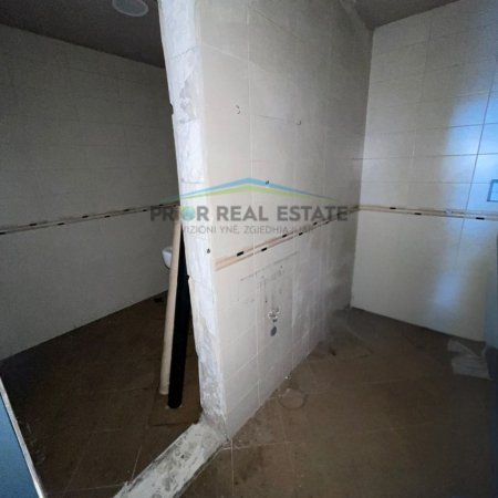 Tirane, jepet me qera ambjent biznesi Kati 2, 750 m² 2.625 € (Autostrade Tr-Dr)