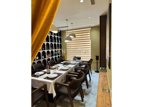 Tirane, shes lokal Kati 0, 190 m² 600.000 € (MOZAIKU I TIRANES)