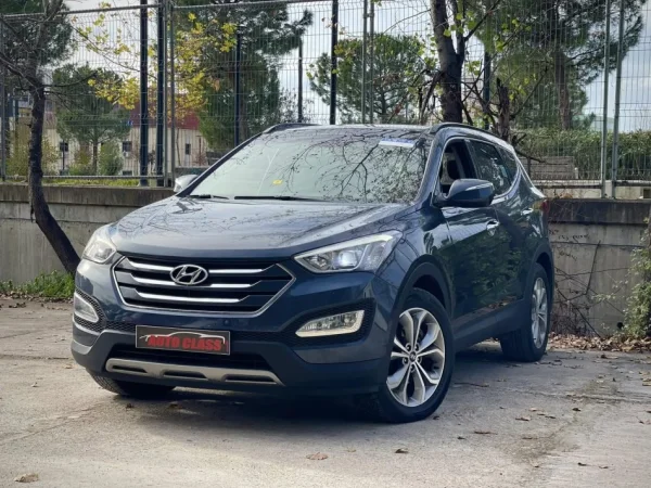 Tirane, shes makine HYUNDAI SANTA FE Nafte, gri e erret automatik Klima 157.000 km 12.400 €