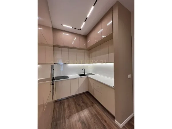 Tirane, jepet me qera apartament 1+1+Aneks+Ballkon Kati 1, 74 m² 650 € (RESIDENCA TURDIU)