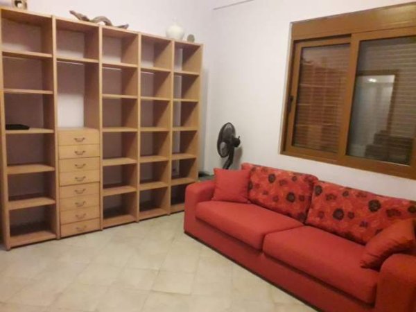 Tirane, jepet me qera apartament 3+1+BLK Kati 3, 110 m² 40.000 Leke (Rruga Muhamed Deliu)