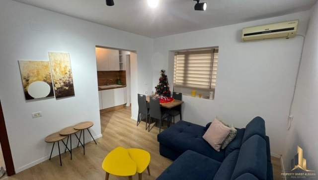 Tirane, jepet me qera apartament 2+1 Kati 5, 78 m² 500 Euro (Rruga Durresit)