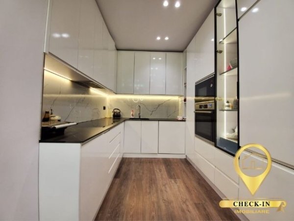 Tirane, jepet me qera apartament 2+1+A+BLK Kati 3, 103 m² 800 Euro (Don Bosko)