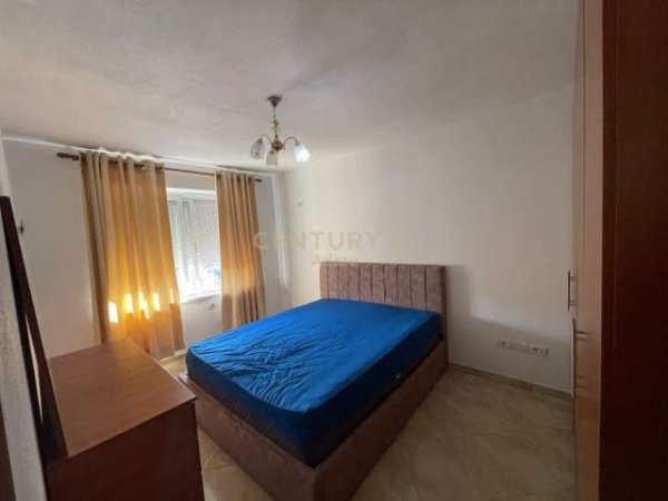 Tirane, jap me qera apartament 2+1+BLK Kati 4, 79 m² 450 Euro (Brryli)