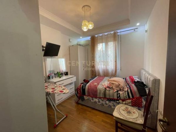 Tirane, shes apartament 2+1+BLK Kati 1, 105 m² 150.000  (5 Maji)