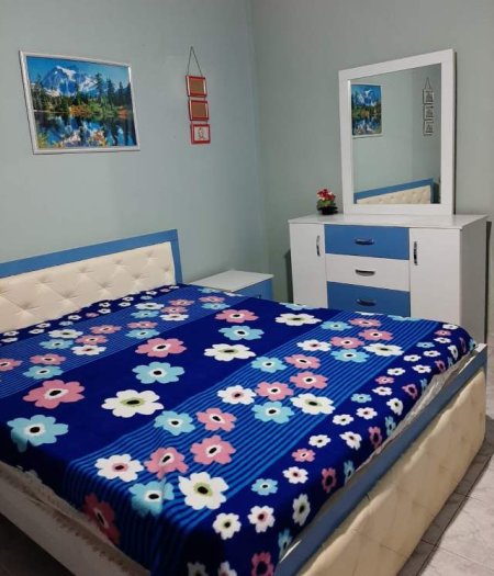 Tirane, jepet me qera apartament 2+1+BLK Kati 7, 105 m² 450 Euro (Pallati me Shigjeta)