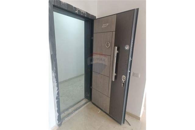 Tirane, shitet apartament 2+1+BLK Kati 8, 125 m² 85.000 Euro (Kamez)