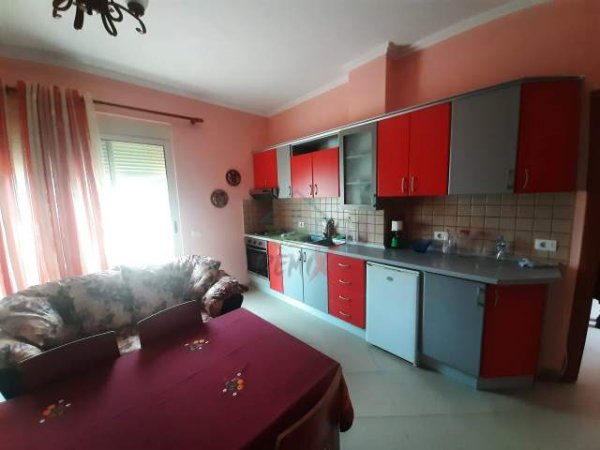 Shkembi Kavajes, shitet Penthouse 2+1+BLK Kati 7, 295 m² 250.000 Euro
