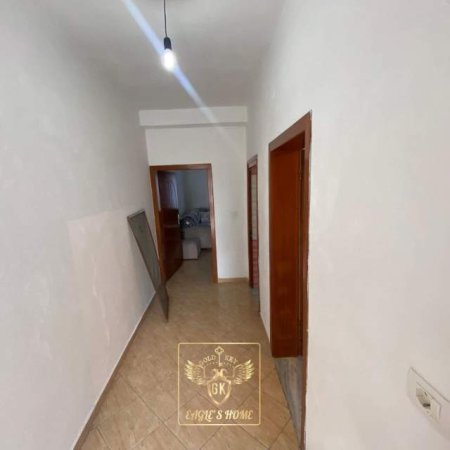 Durres, jepet me qera apartament 1+1+BLK Kati 0, 160 Euro (2 Eldat,Ish Këneta)