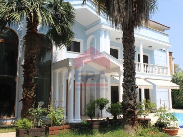 Tirane, jepet me qera Vile Kati 4, 900 m² 3.500 Euro