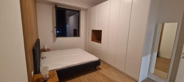 Tirane, jepet me qera apartament 1+1+BLK Kati 8, 70 m² 400 Euro (Amerikan 3)