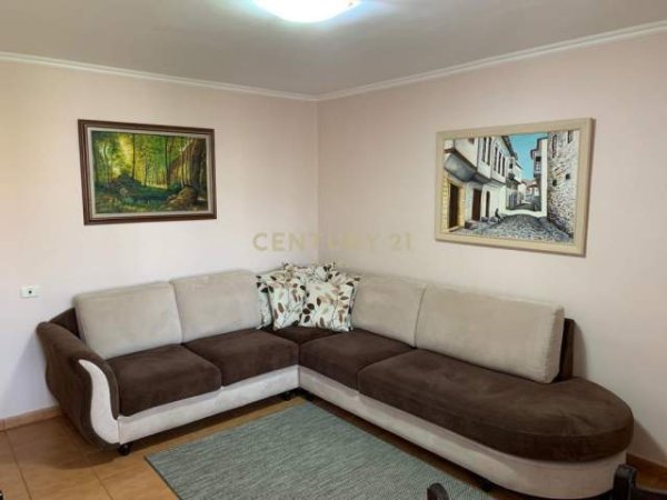 Tirane, shitet apartament 2+1 Kati 5, 71 m² 75.000 Euro (Tregu Elektrik)