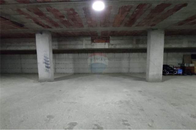 Tirane, jepet me qera apartament 2+1 123 m² 650 Euro (RRUGA E DURRESIT)