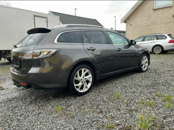 Tirane, shitet Mazda 6 (japoneze) viti 2012, 2700 Euro