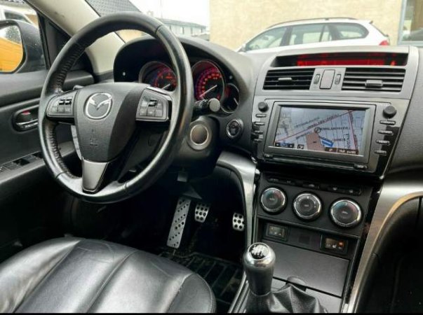 Tirane, shitet Mazda 6 (japoneze) viti 2012, 2700 Euro