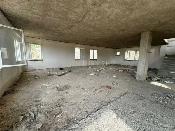 Tirane, shes Vile 3 Katshe Kati 4, 800 m² (Secret Garden Residence)