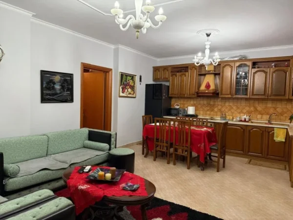 Tirane, shes apartament 2+1+Aneks+Ballkon Kati 7, 116 m² 250.000 € (Rruga e Kavajes)