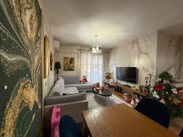 Tirane, shes apartament 3+1+Aneks+Ballkon Kati 6, 120 m² 222.000 € (RRUGA 5 MAJI)