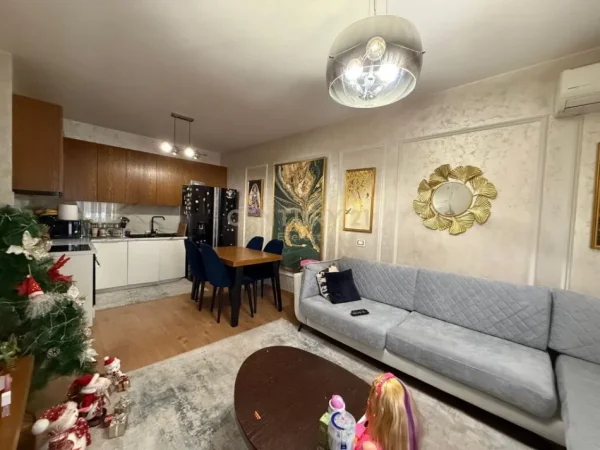 Tirane, shes apartament 3+1+Aneks+Ballkon Kati 6, 120 m² 222.000 € (RRUGA 5 MAJI)