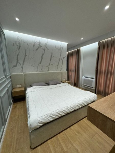 Tirane, shitet apartament 2+1 Kati 15, 124 m² 350.000 € (Rruga e Kavajes)