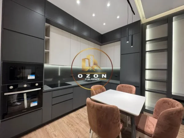 Apartament luksoz 1+1 për qira tek Kompleksi Delijorgji, Rruga e Kavajës!