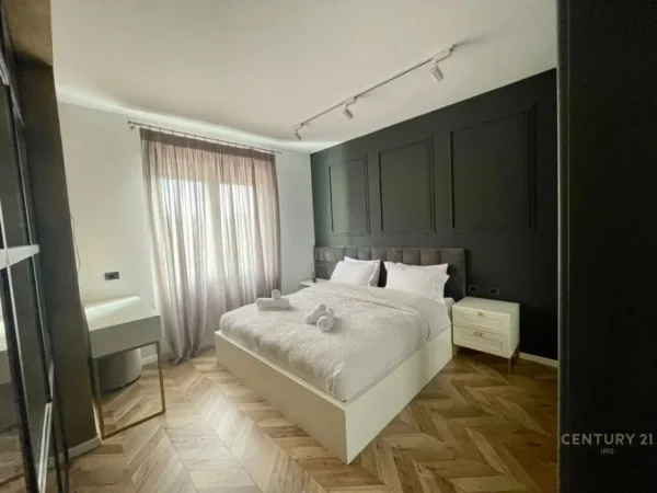 Tirane, jepet me qera apartament 1+1+Aneks+Ballkon Kati 6, 70 m² 750 € (Vilat Gjermane)