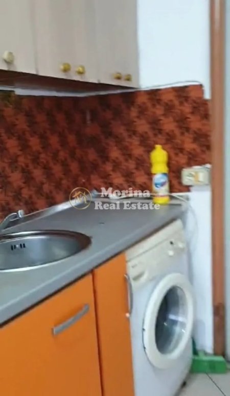 Tirane, jepet me qera garsonier 1 Katshe Kati 1, 25 m² 250 € (Ish Fusha e Aviacionit)