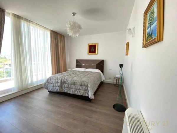 Tirane, jepet me qera Vile 3 Katshe Kati 3, 535 m² 5.000 € 
